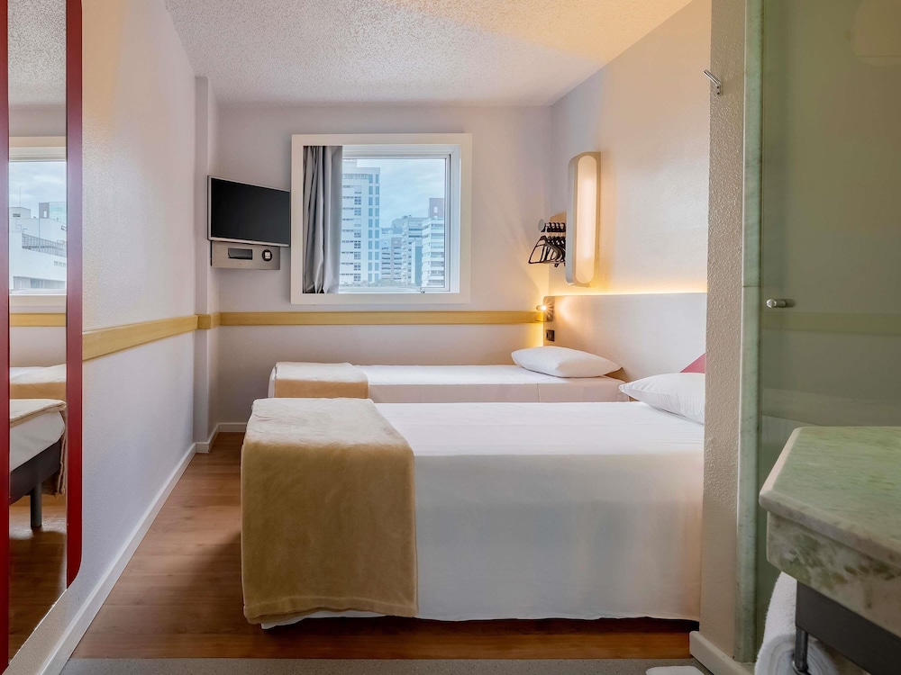 SUPERIOR, TWIN BEDS