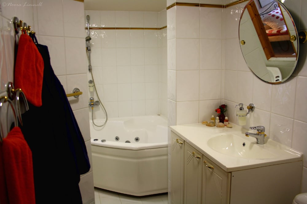 HOTEL KALEVALA 44/46