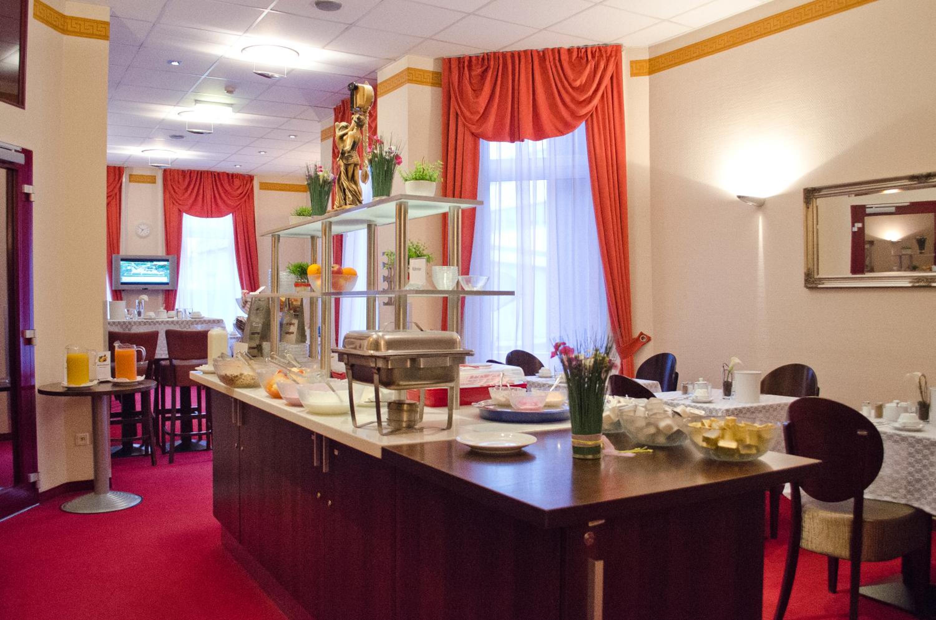 Hotel Polo Am Zob 29/54