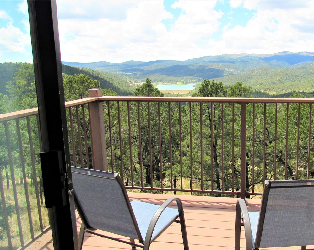 High Sierra Condominiums 27/67
