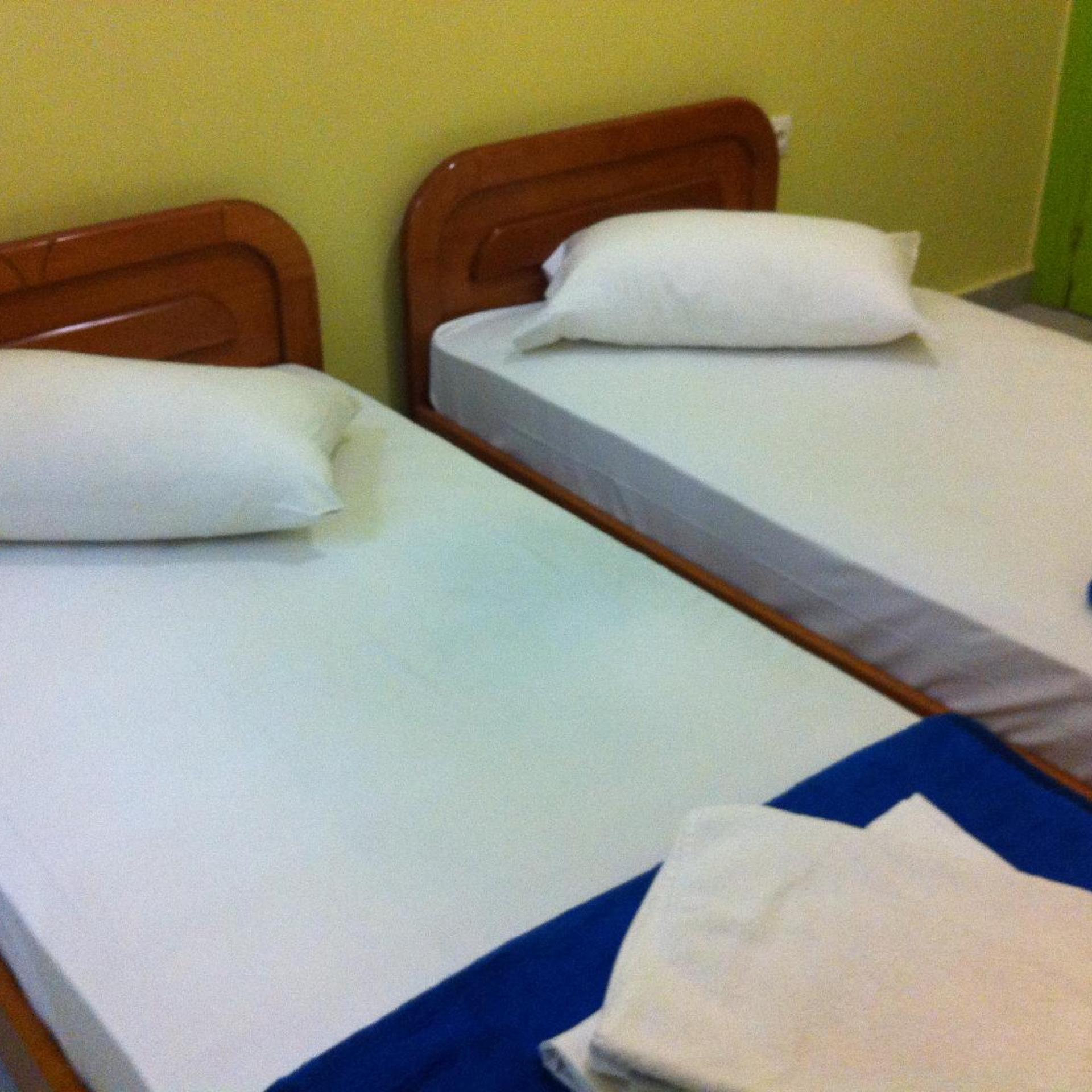 Zeus Hostel 27/39
