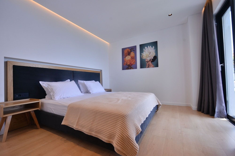 Hotel Nertili 11/50