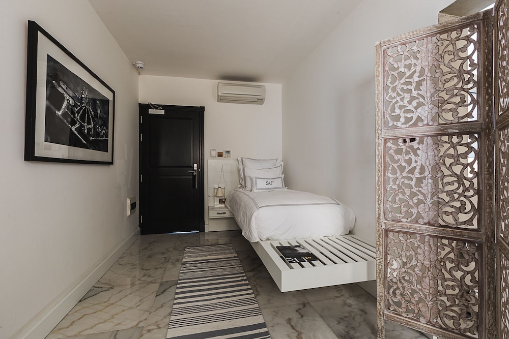 Su29 Hotel 17/65