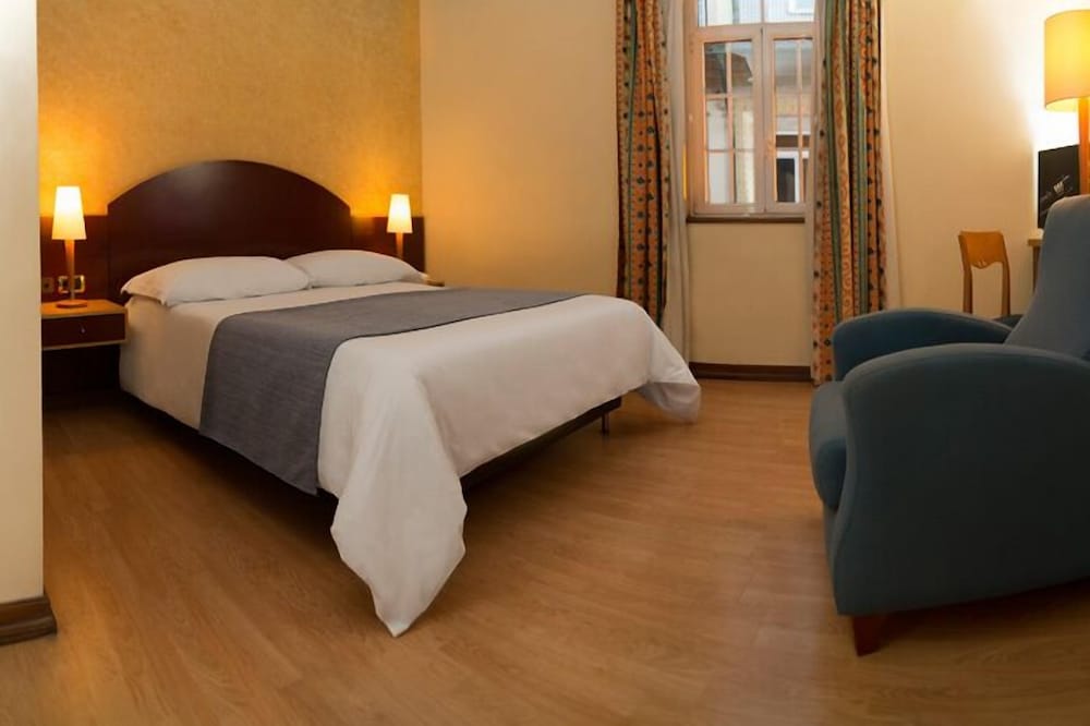 STANDARD, DOUBLE BED