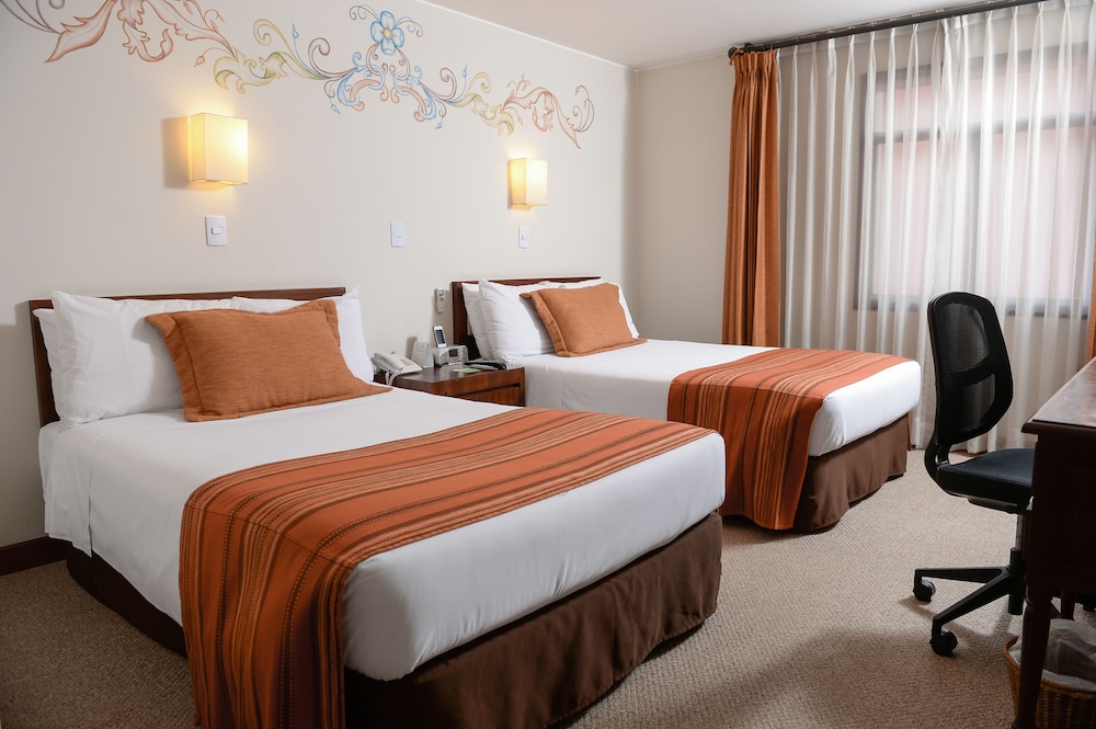 Standard, Twin Beds, Double/Double