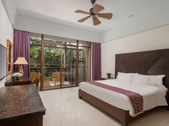 Deluxe, King Bed, Open Plan, Balcony