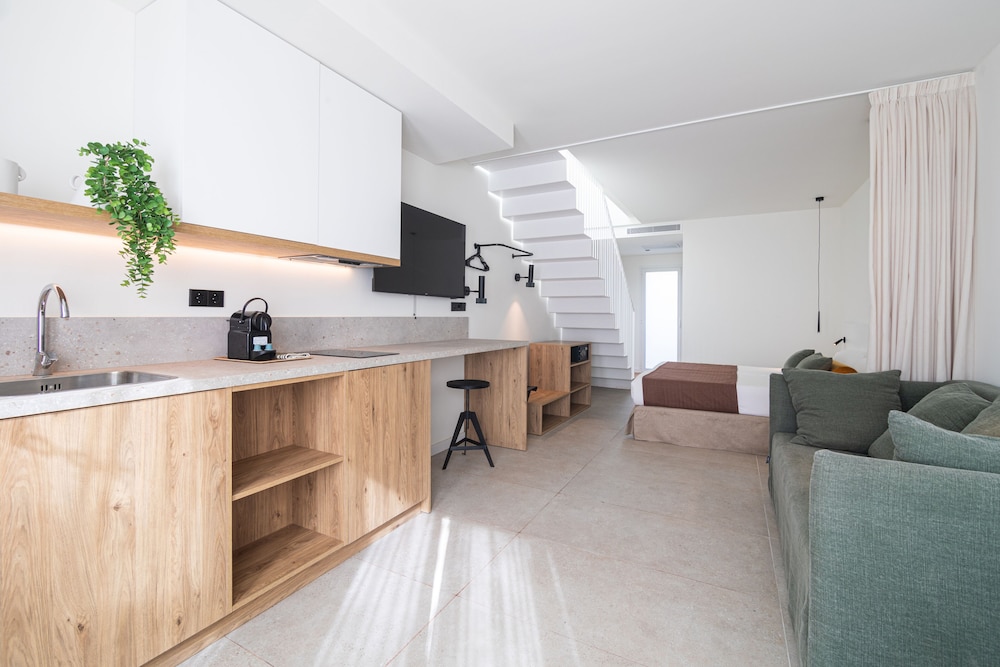 Las Velas Apartments 38/57