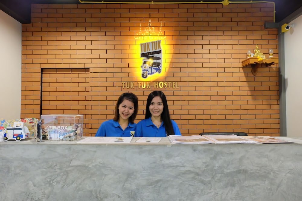Tuk Tuk Hostel 15/70
