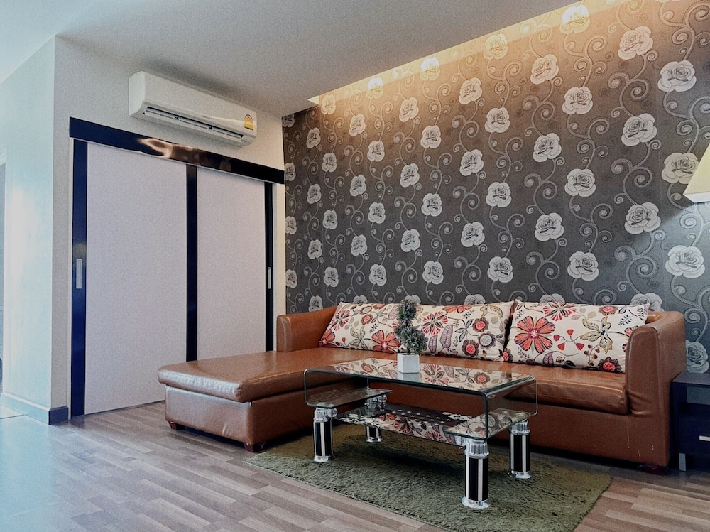 Romyen Garden Place 39/50