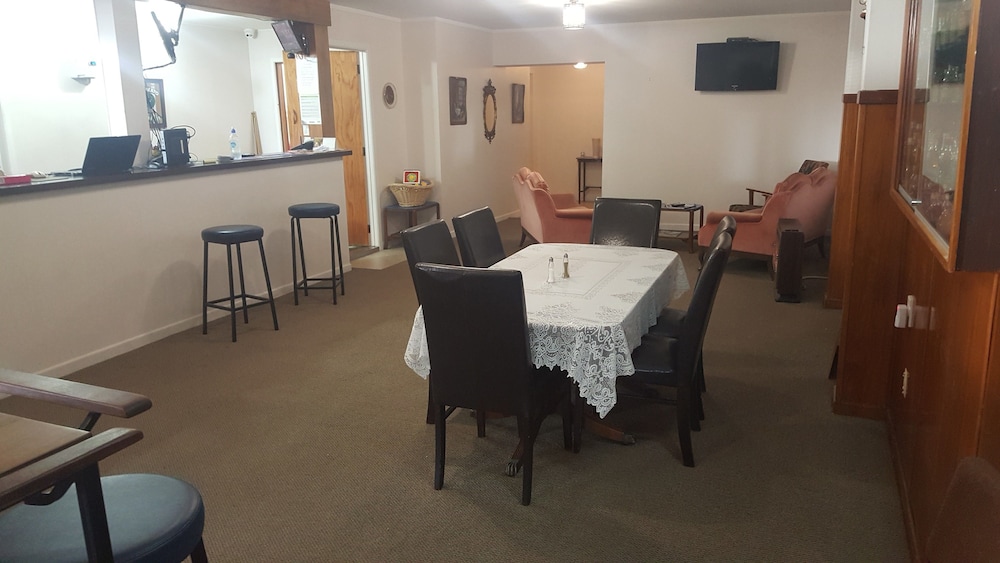 MASONIC HOTEL 16/17
