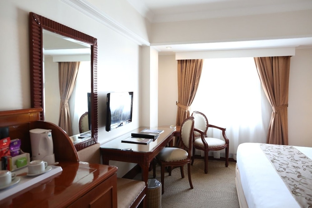 Golden Boutique Hotel Melawai 24/48