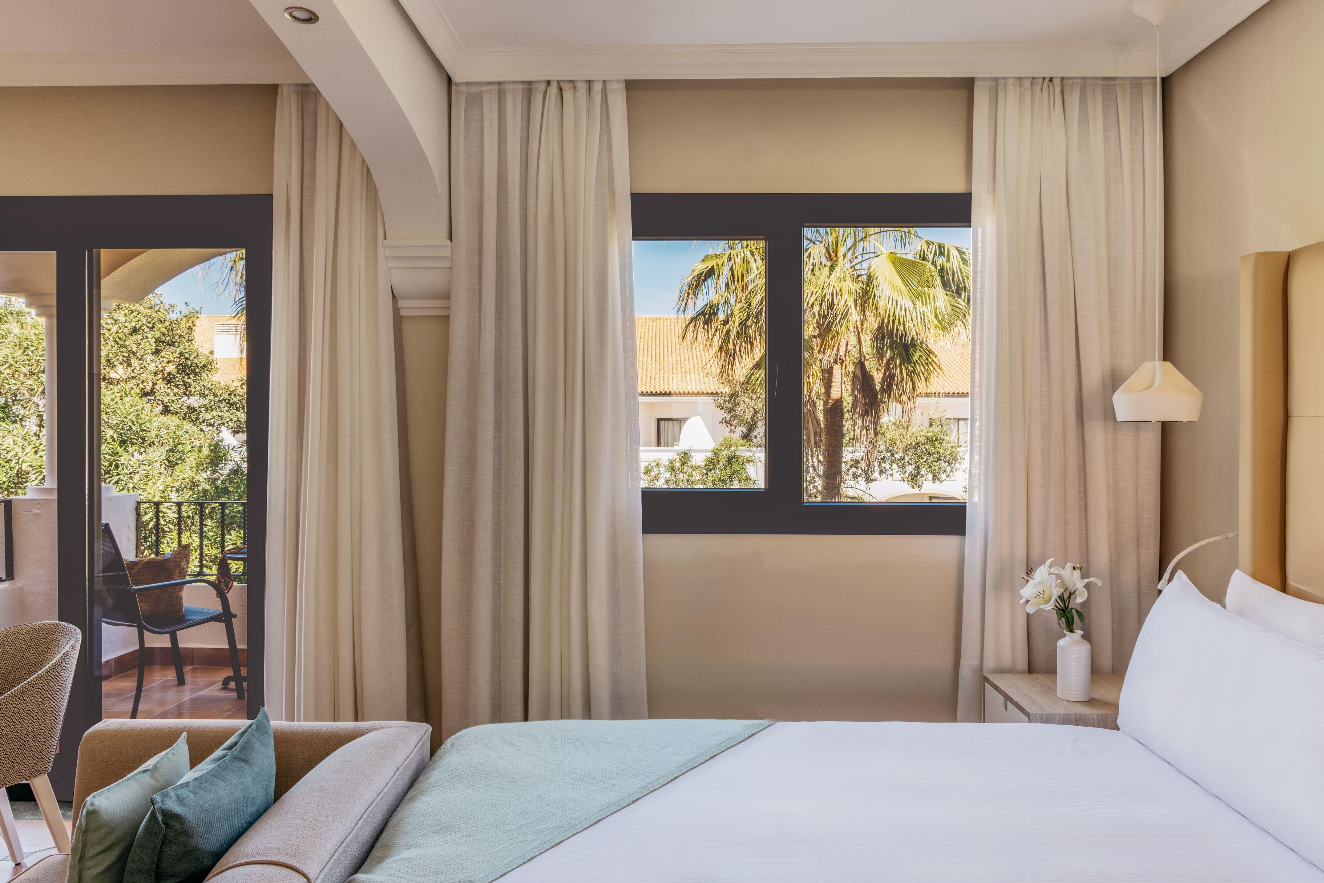 Premium, Double Bed