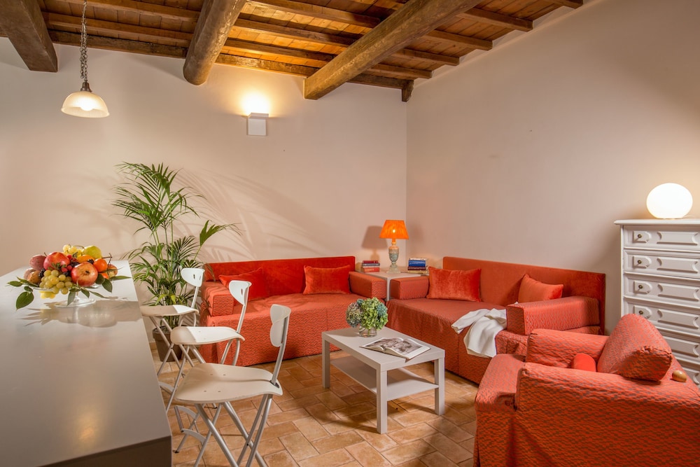 Boutique Hotel Campo De Fiori 26/50