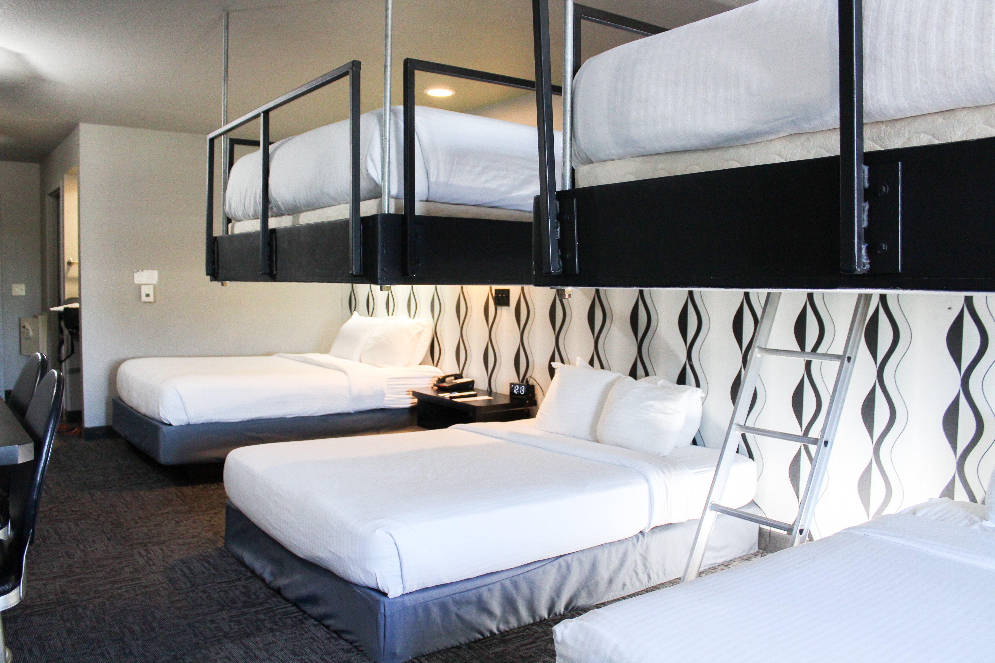 Metropolis Resort 23/67