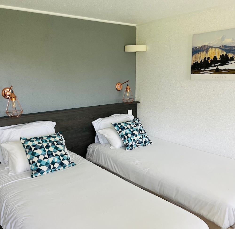 Le 2 By Hotel Akena - La Ferte Bernard 11/50