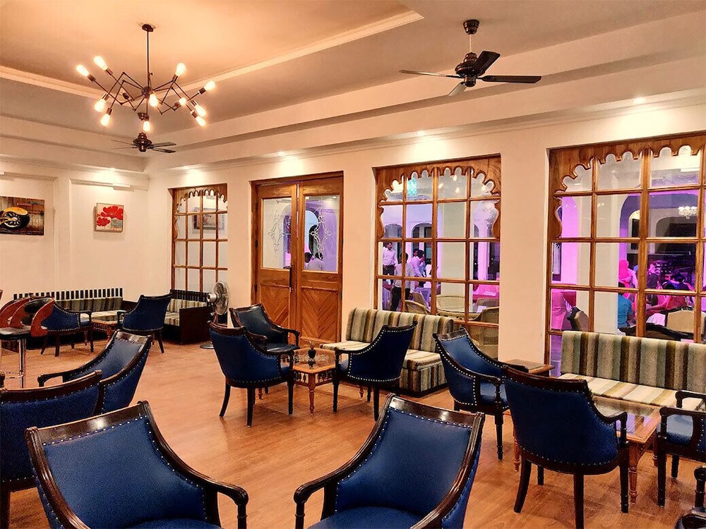 Udai Vilas Palace Bharatpur 12/18