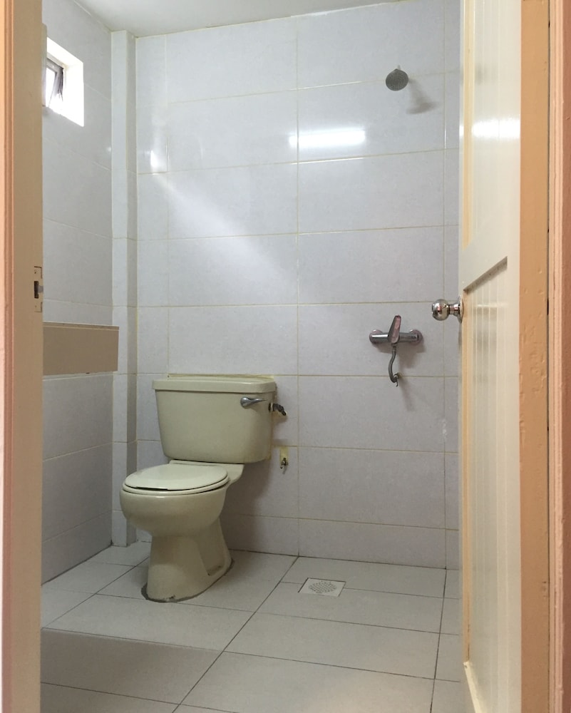 Raja Inn Hotel 50/51