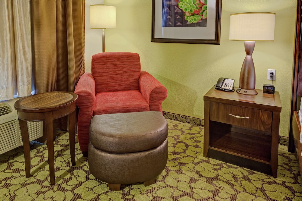 Hilton Garden Inn Memphis Wolfchase Galleria 30/50