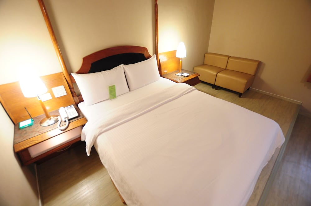 Kindness Hotel Wu Jia 12/58