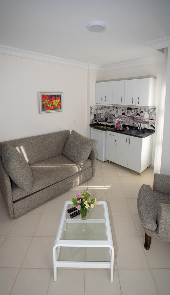 Mitos Apartments 16/50