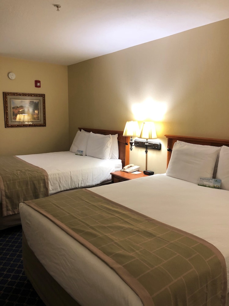Days Inn by Wyndham Brigham City 10/27