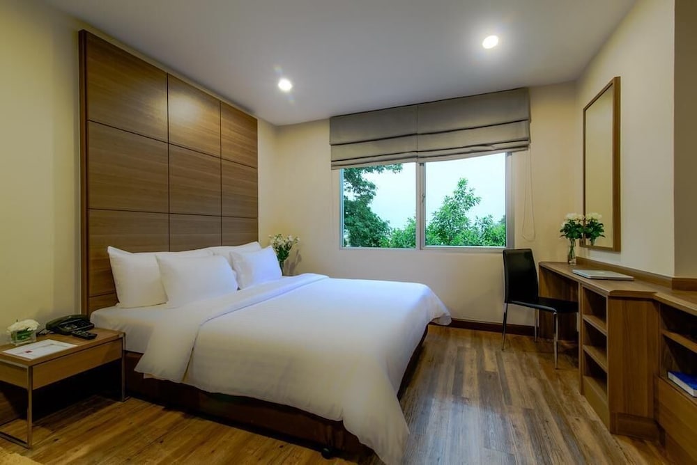 Sima Thani Hotel 17/50