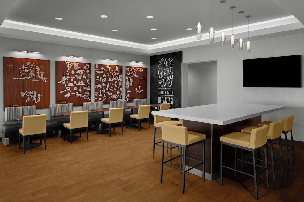Towneplace Suites By Marriott Carlsbad 48/57