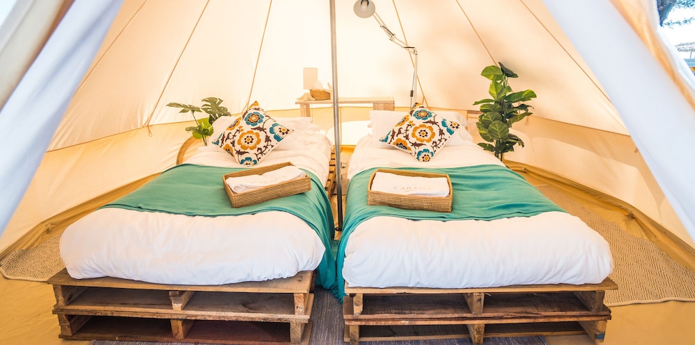 Cabana Retreat 4/24