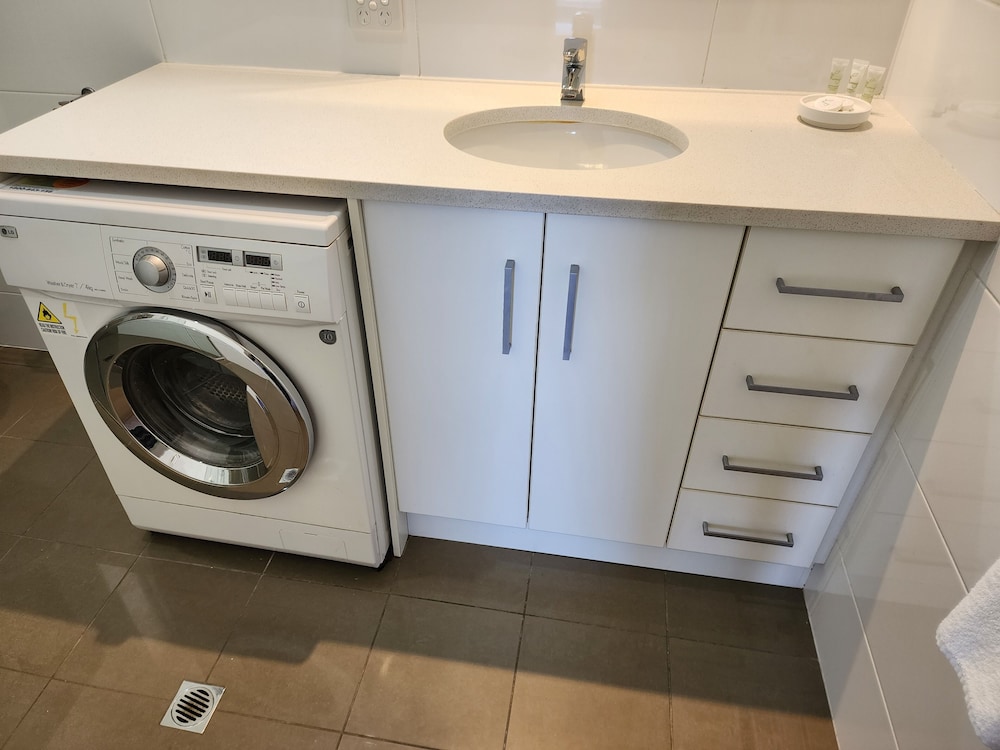 Ethelton Serviced Apartments 22/50