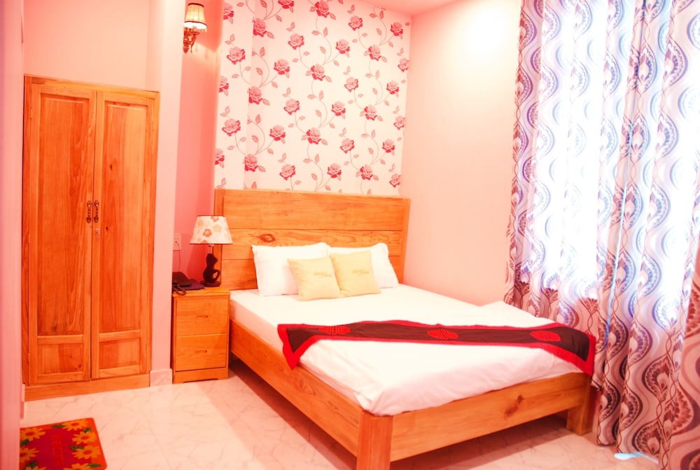 Dalat Flower Hotel 17/72