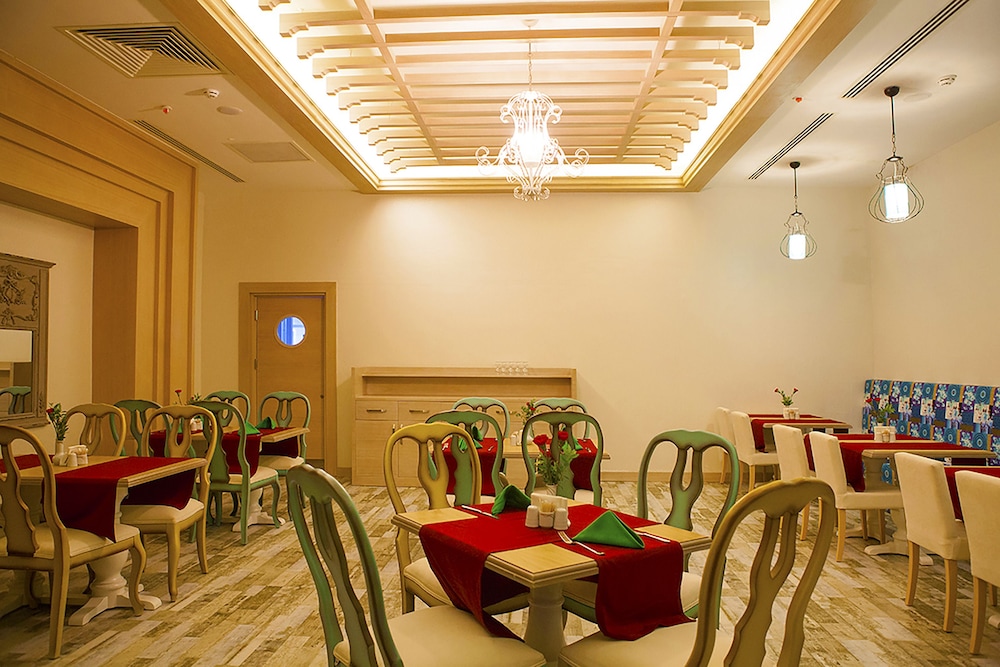 Diamond Elite Hotel and Spa - Adults Only 16 Plus 29/50