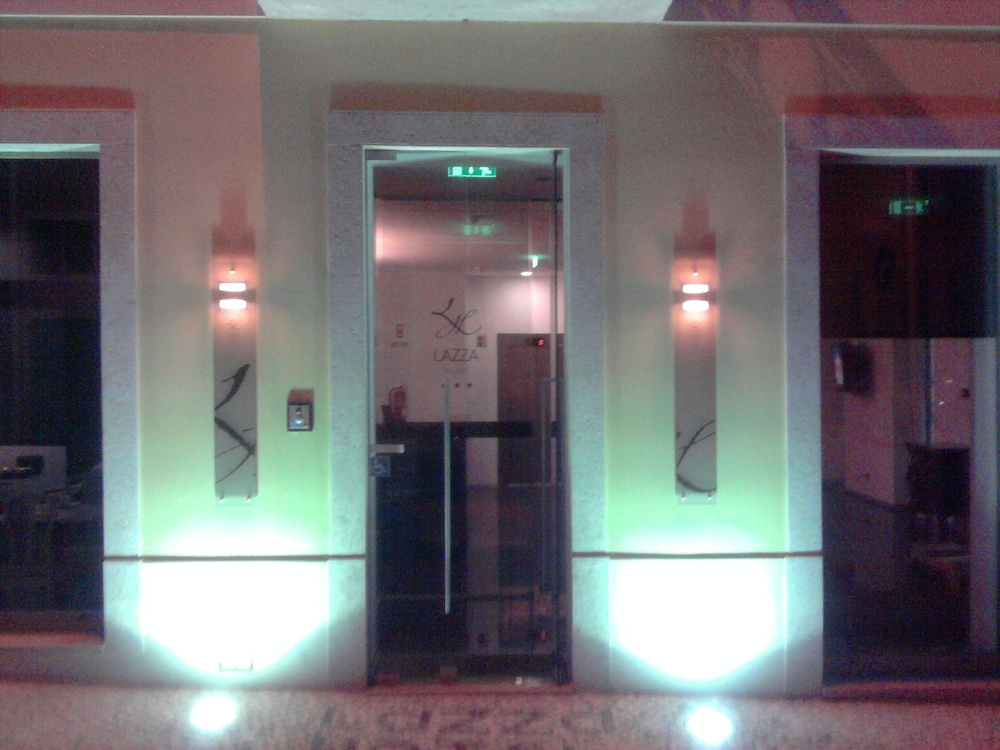 Lazza Hotel 26/45