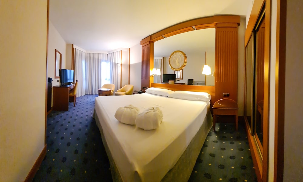 Hotel Los Bracos 34/53