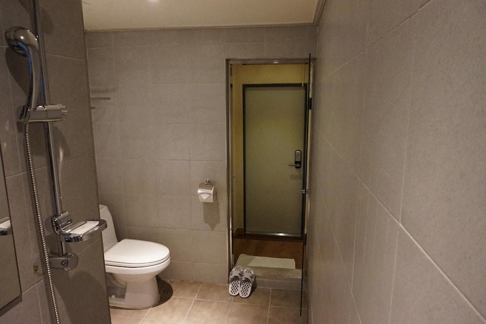 Hotel Mini 33/38