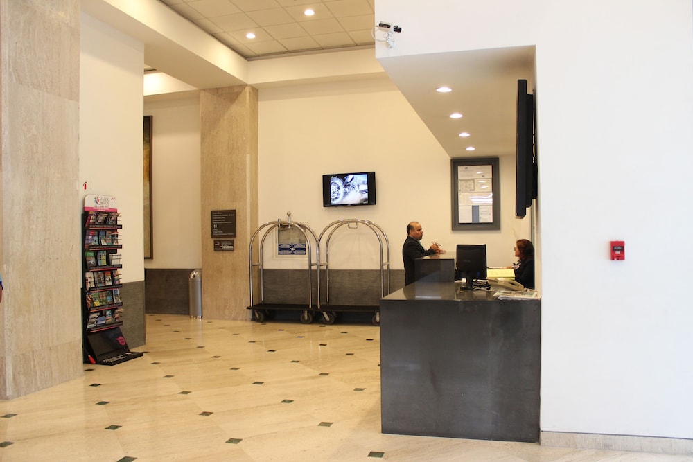 Hotel Monterrey Macroplaza 7/60