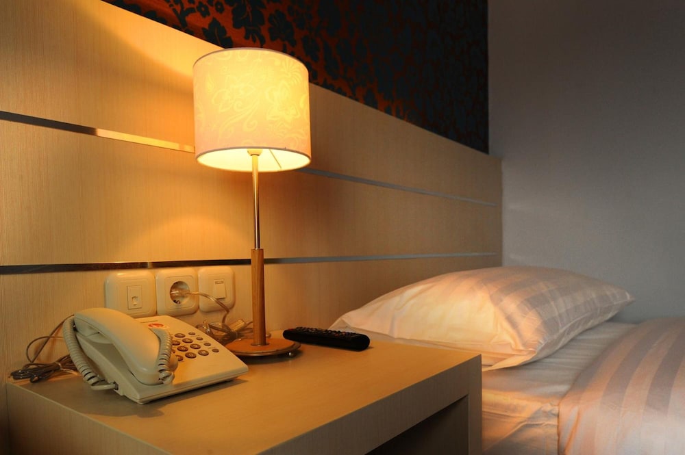 Cordela Hotel Medan 30/46