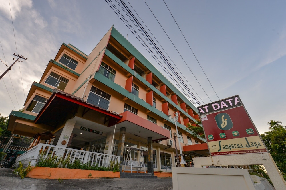 Hotel Sampurna Jaya 2/27