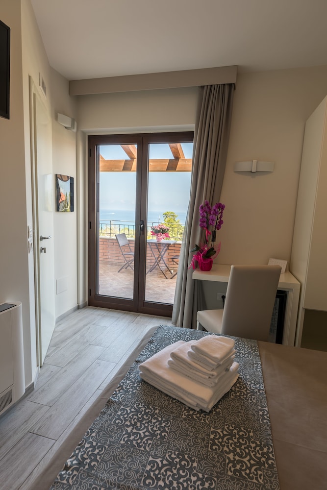 Sentido Michelizia Tropea Resort 39/48