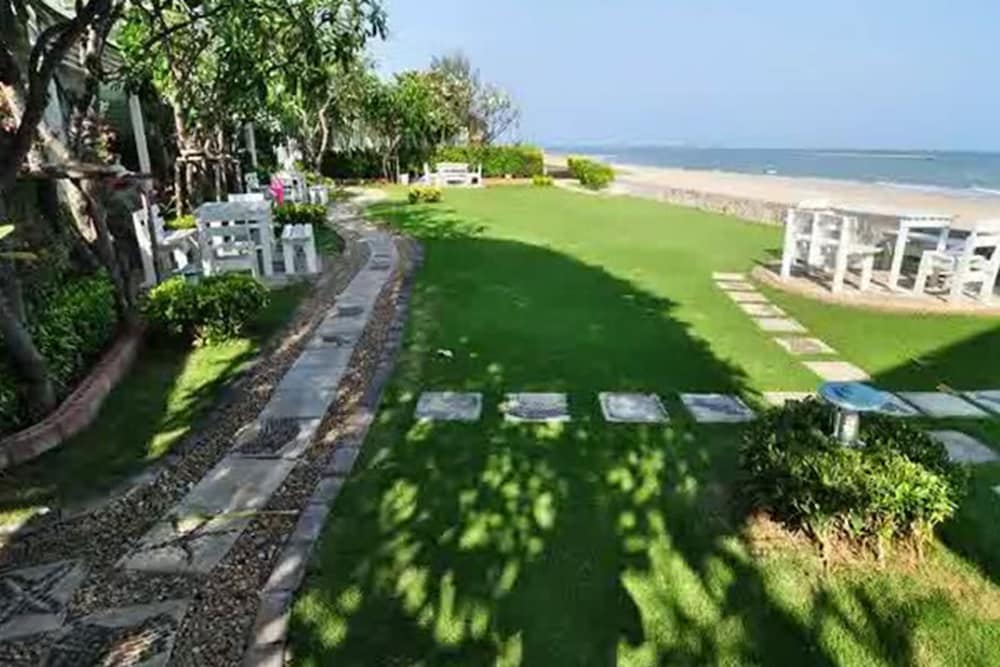Sea Sky Beach Resort 39/45