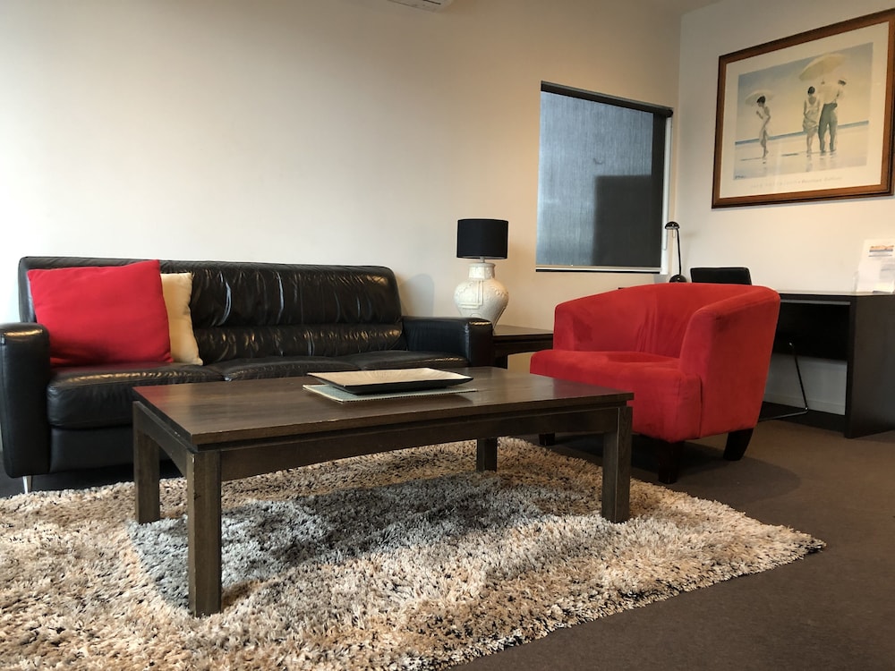Accent Accommodation at Docklands Melbourne 37/50