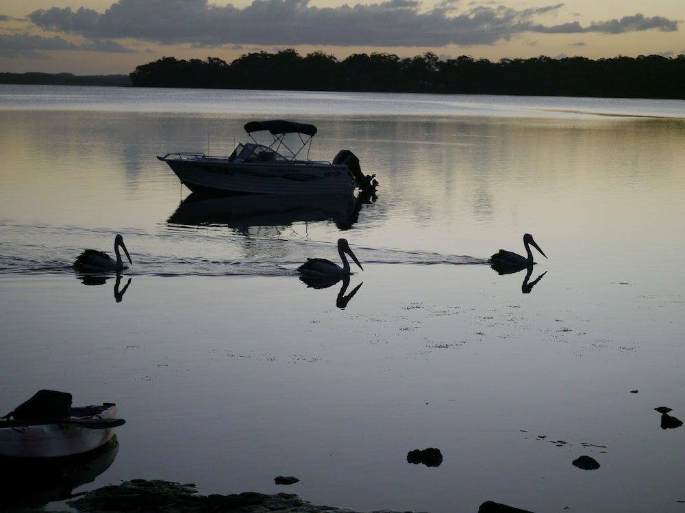 DUNGOWAN HOLIDAY ACCOMODATION 62/75