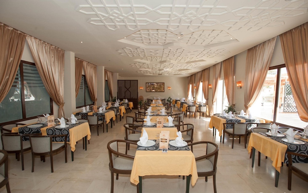 Thapsus Beach Resort 23/48