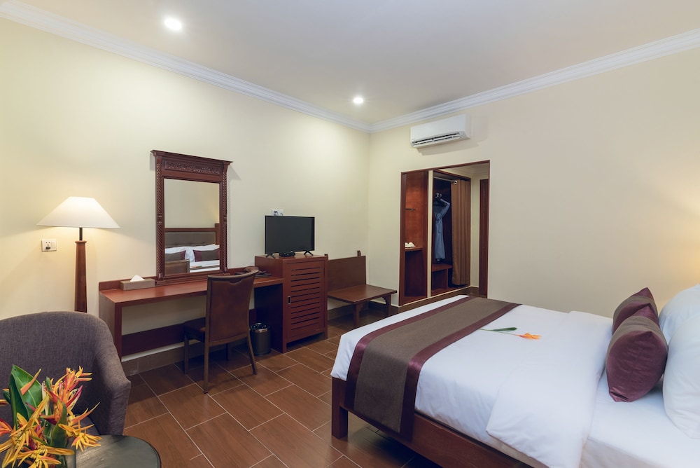 Hotel de la Renaissance 25/50