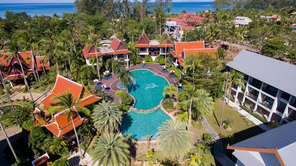Royal Lanta Resort & Spa 58/71