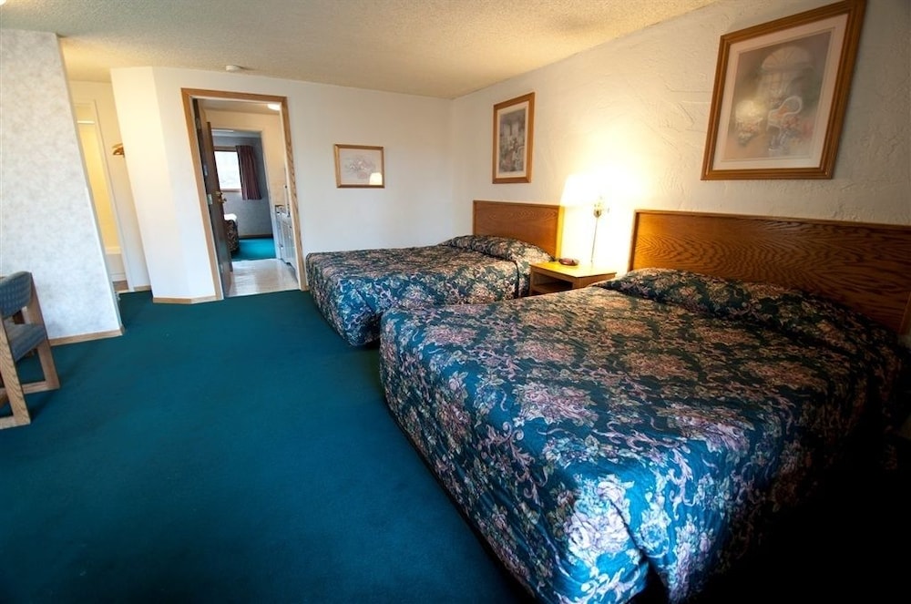Cedarwood Inn of Ashland 18/66