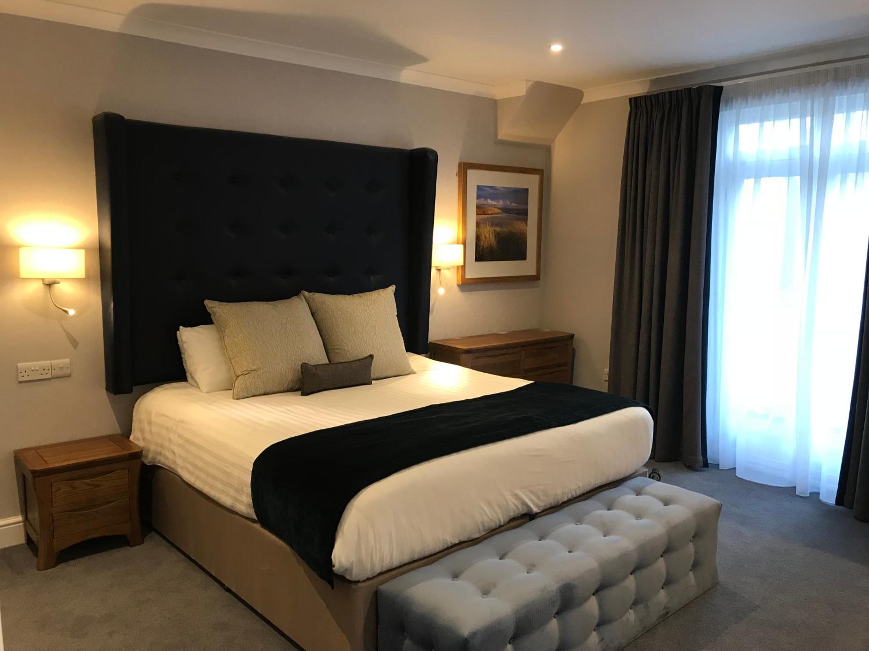 Heywood Spa Hotel 4/37