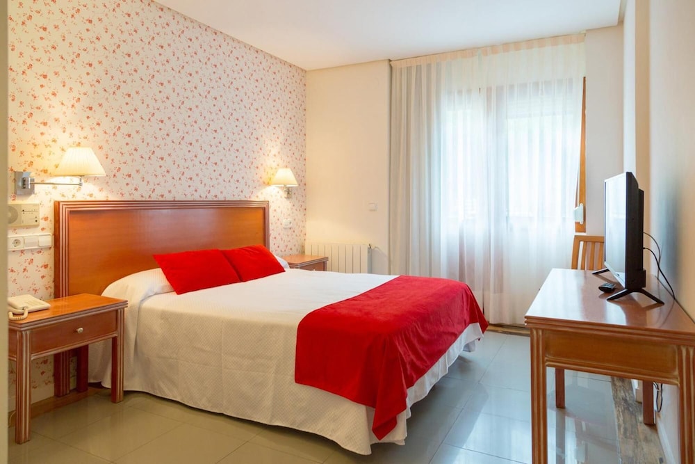 Hotel Los Arces 22/68