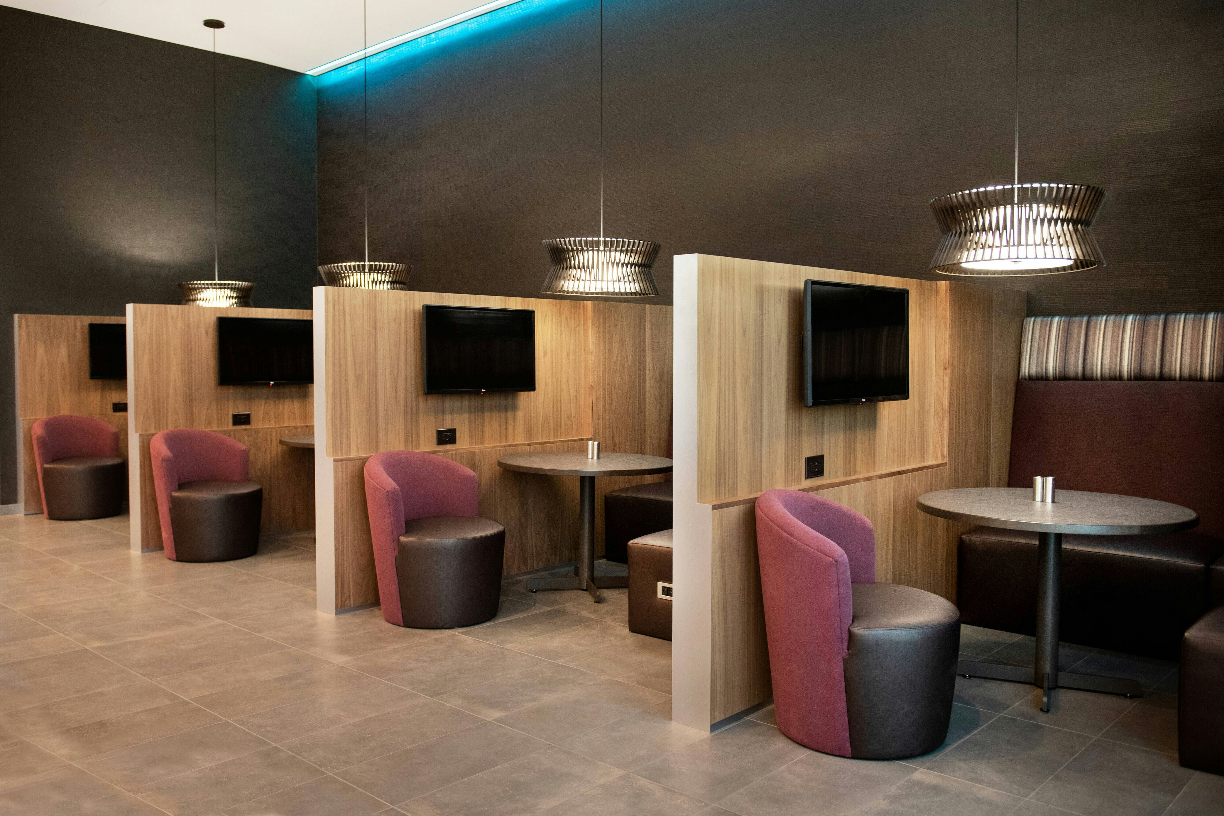 Courtyard by Marriott Mesa at Wrigleyville West 12/22