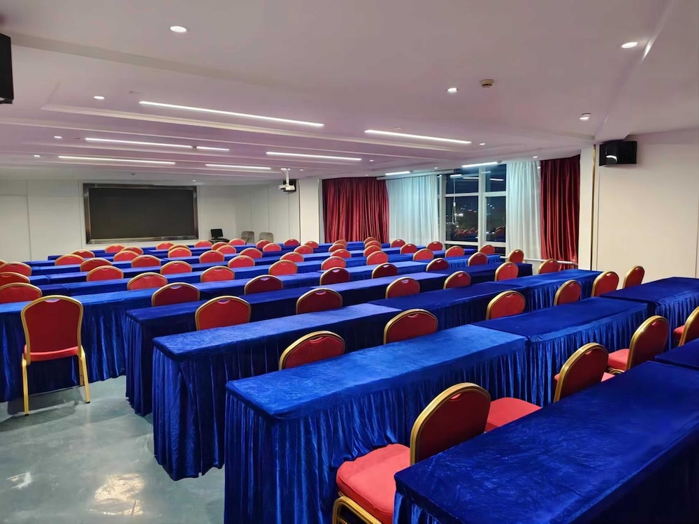 Shenzhen Airport Hotel Bao'an Airport 28/33