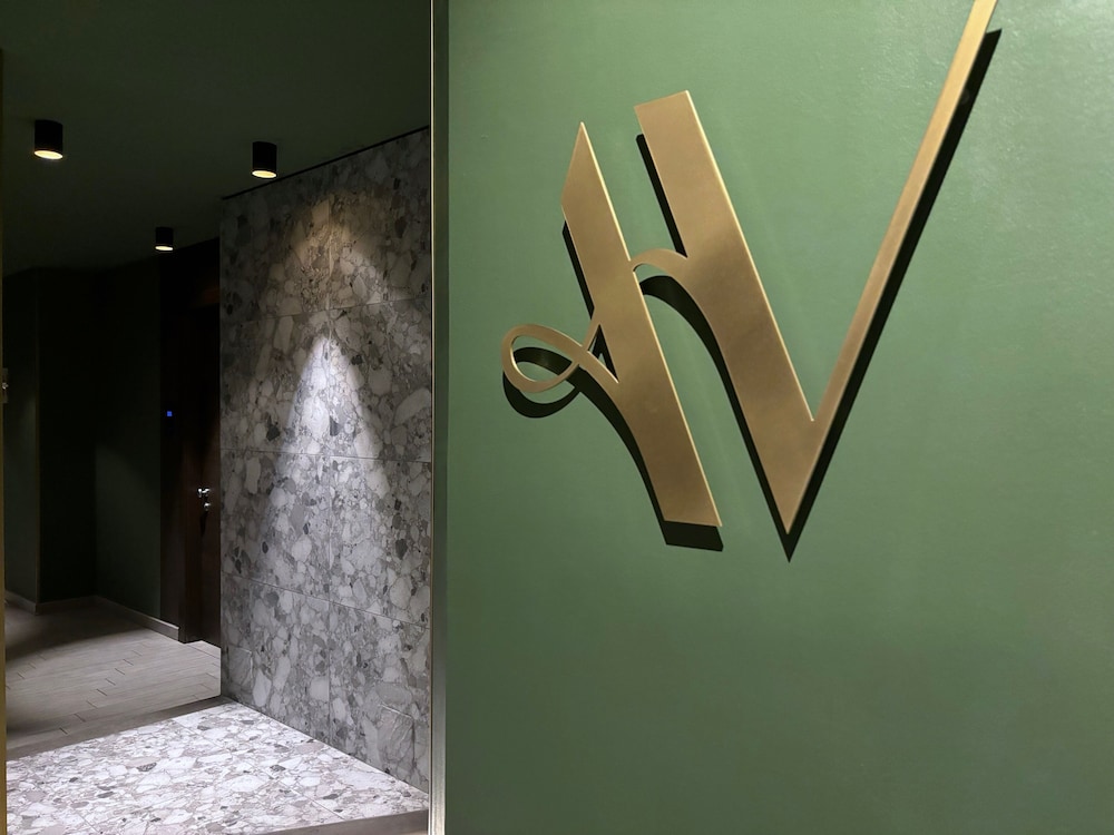 AV Hotel Milano 34/55